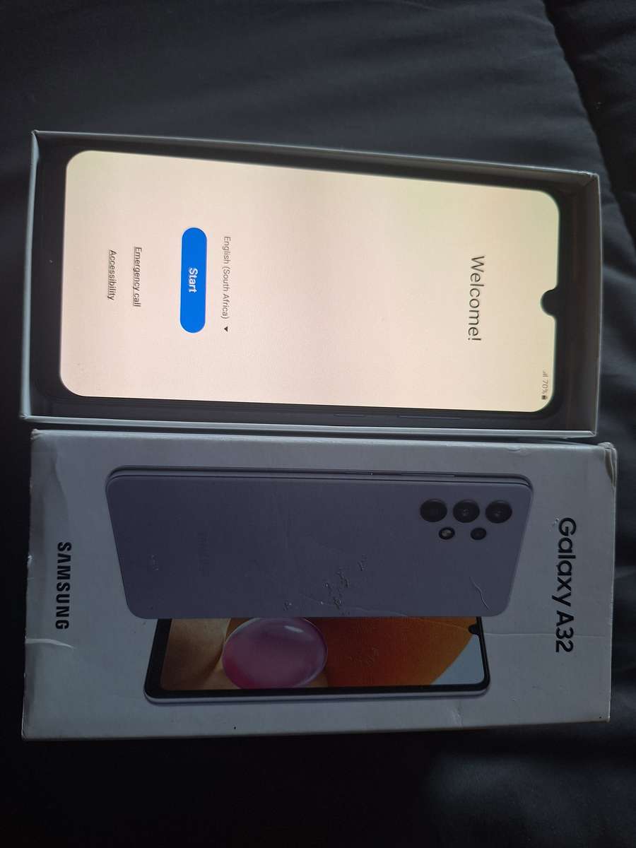 Galaxy A32 + 5 Random Covers