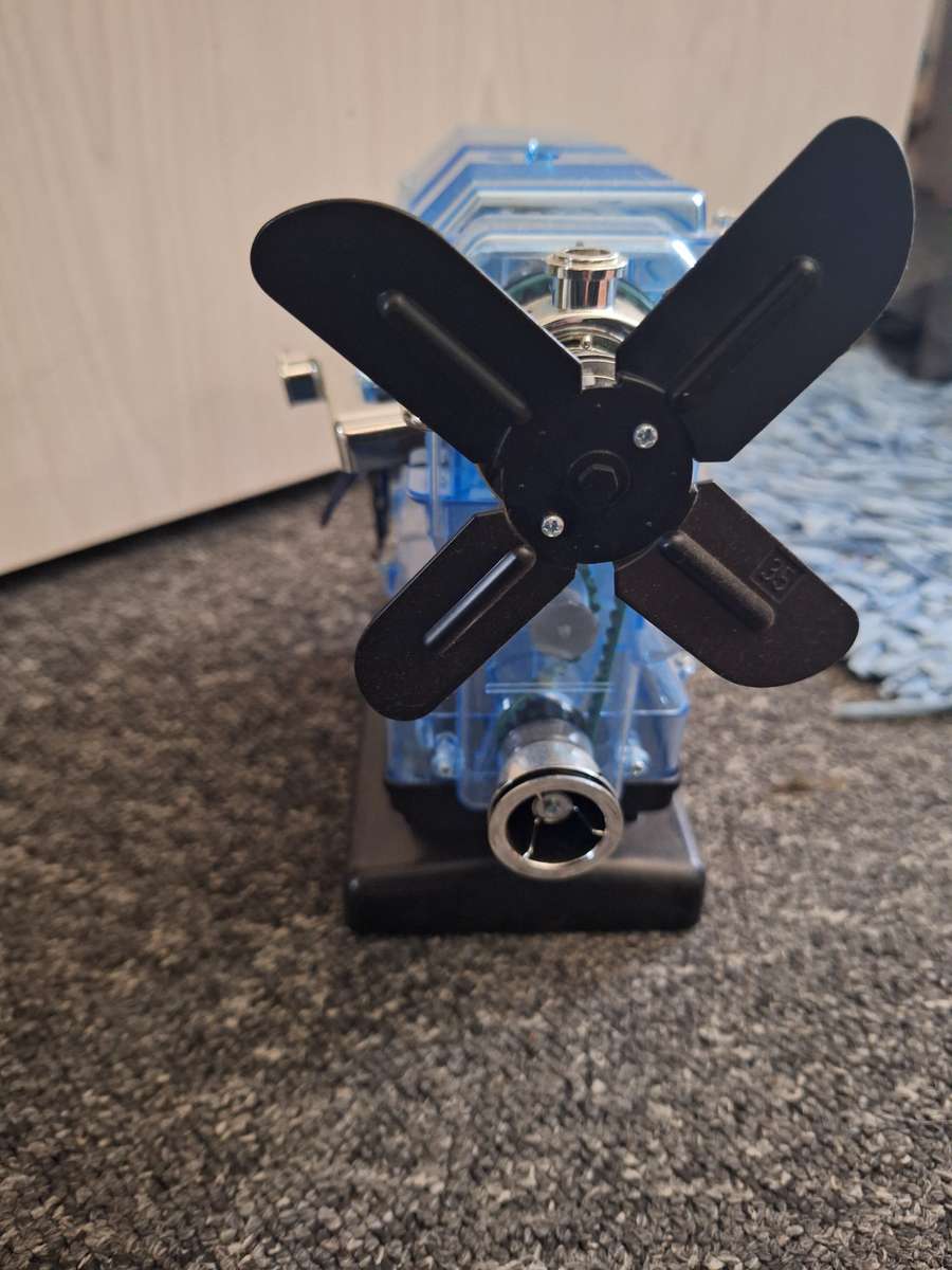 Toy VR6 motor - to take apart and put together again