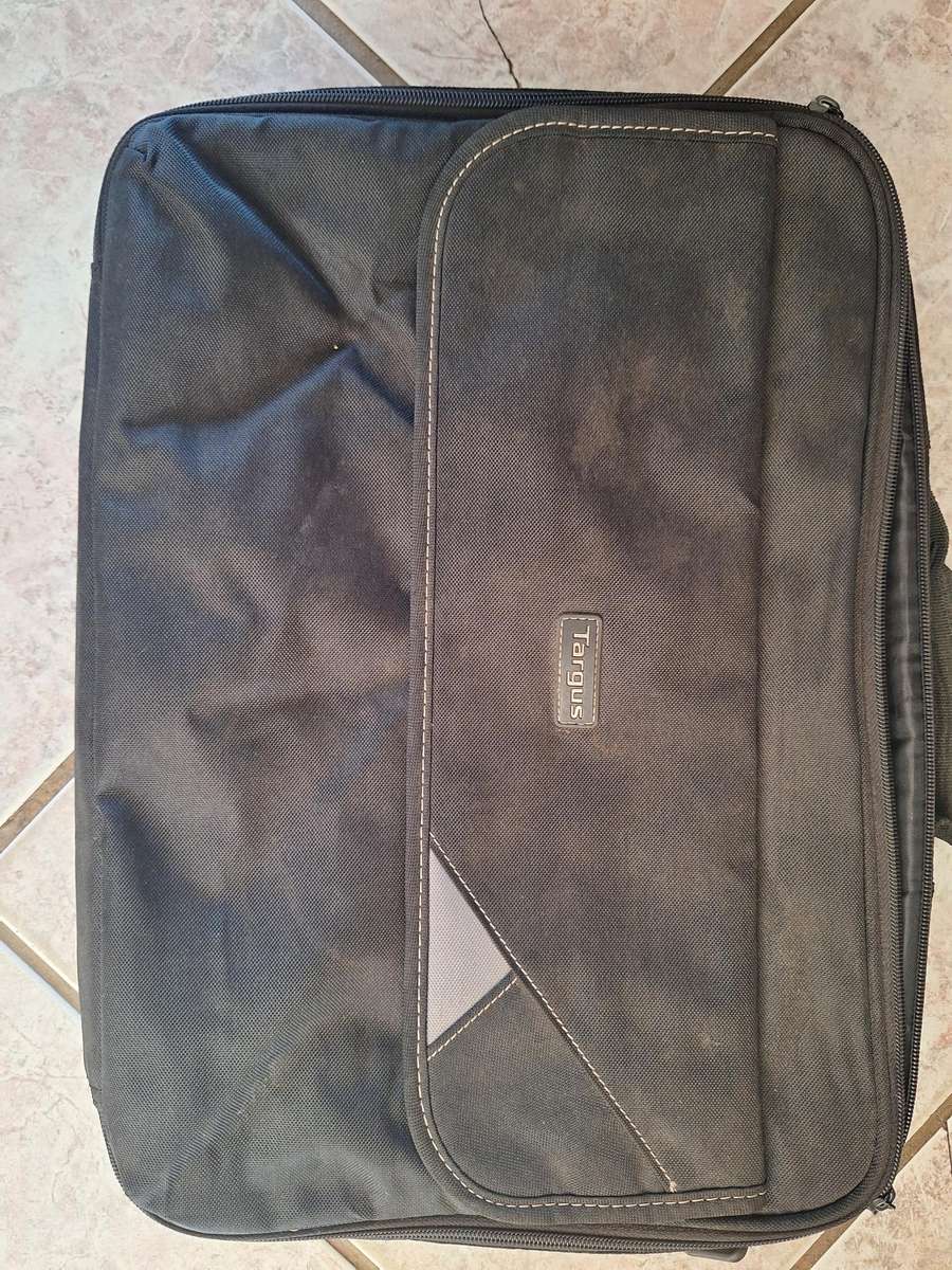 Laptop bag