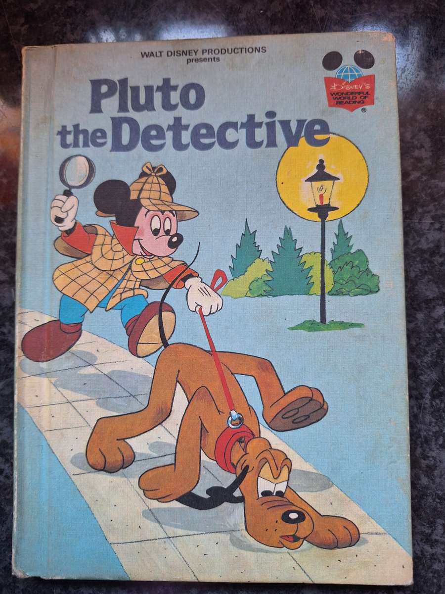 Pluto the detective Children's Book