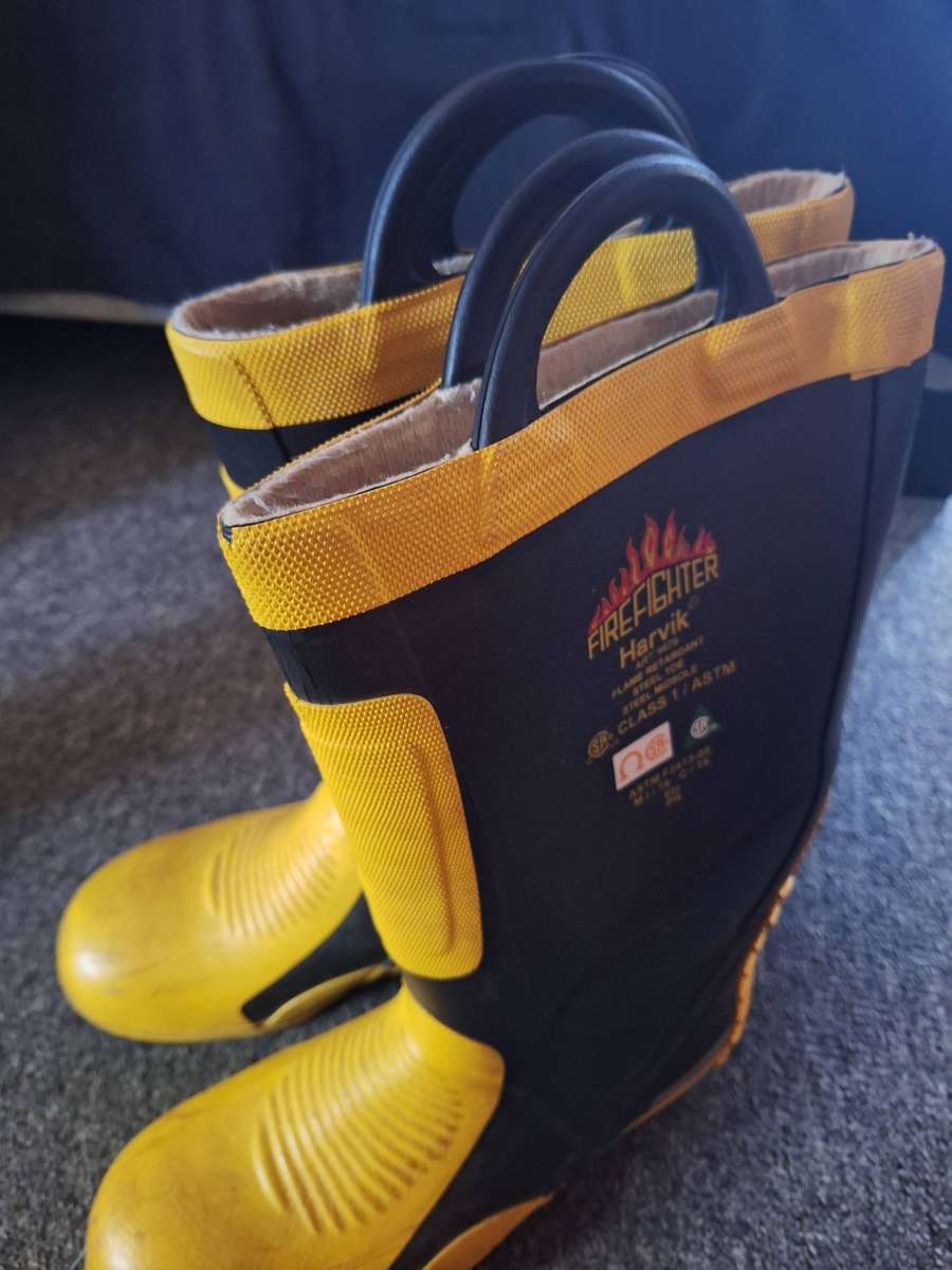 Heavy duty / fire boots Size 10.5