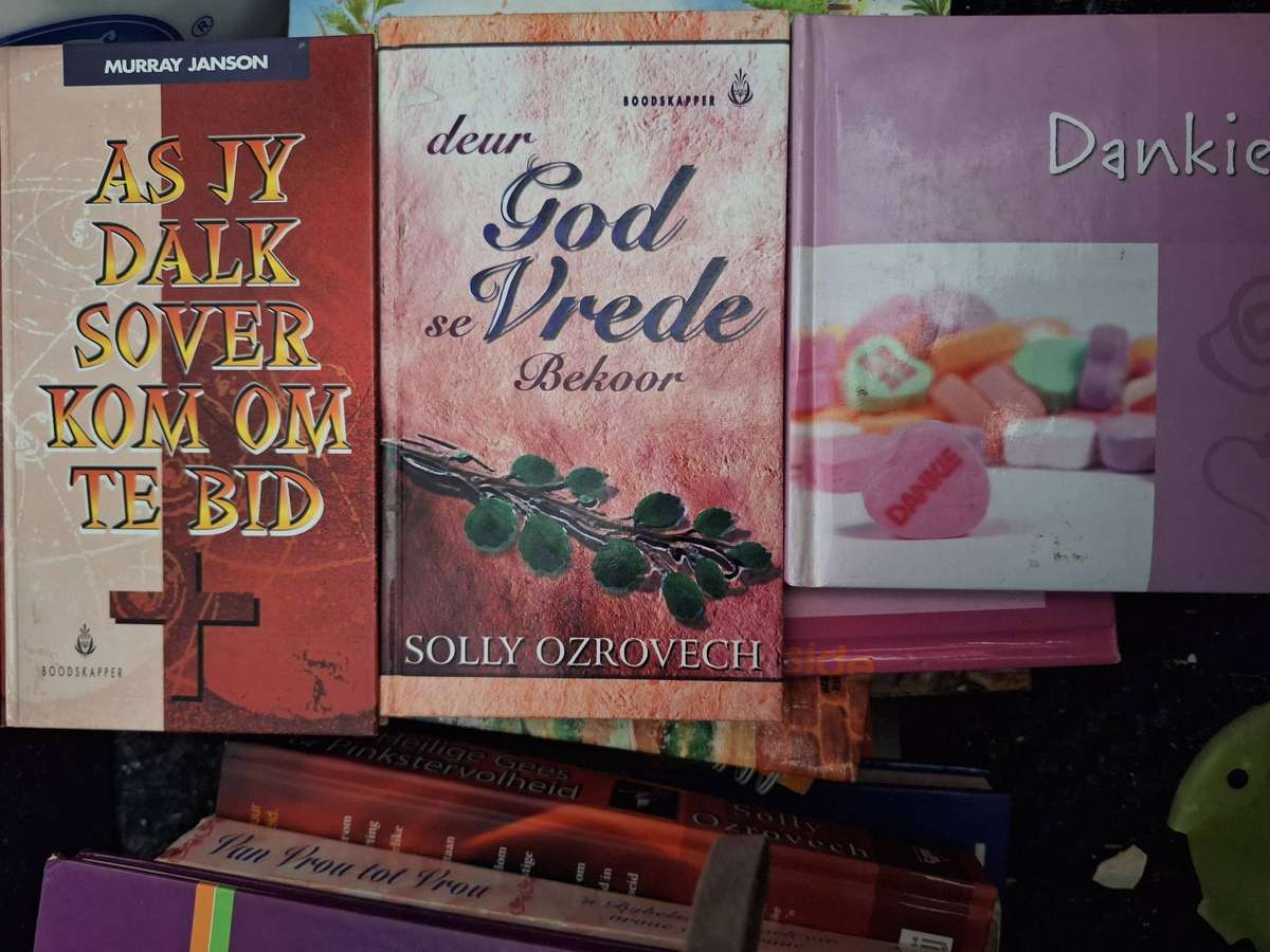 3 x Book Combo -Afrikaans Books