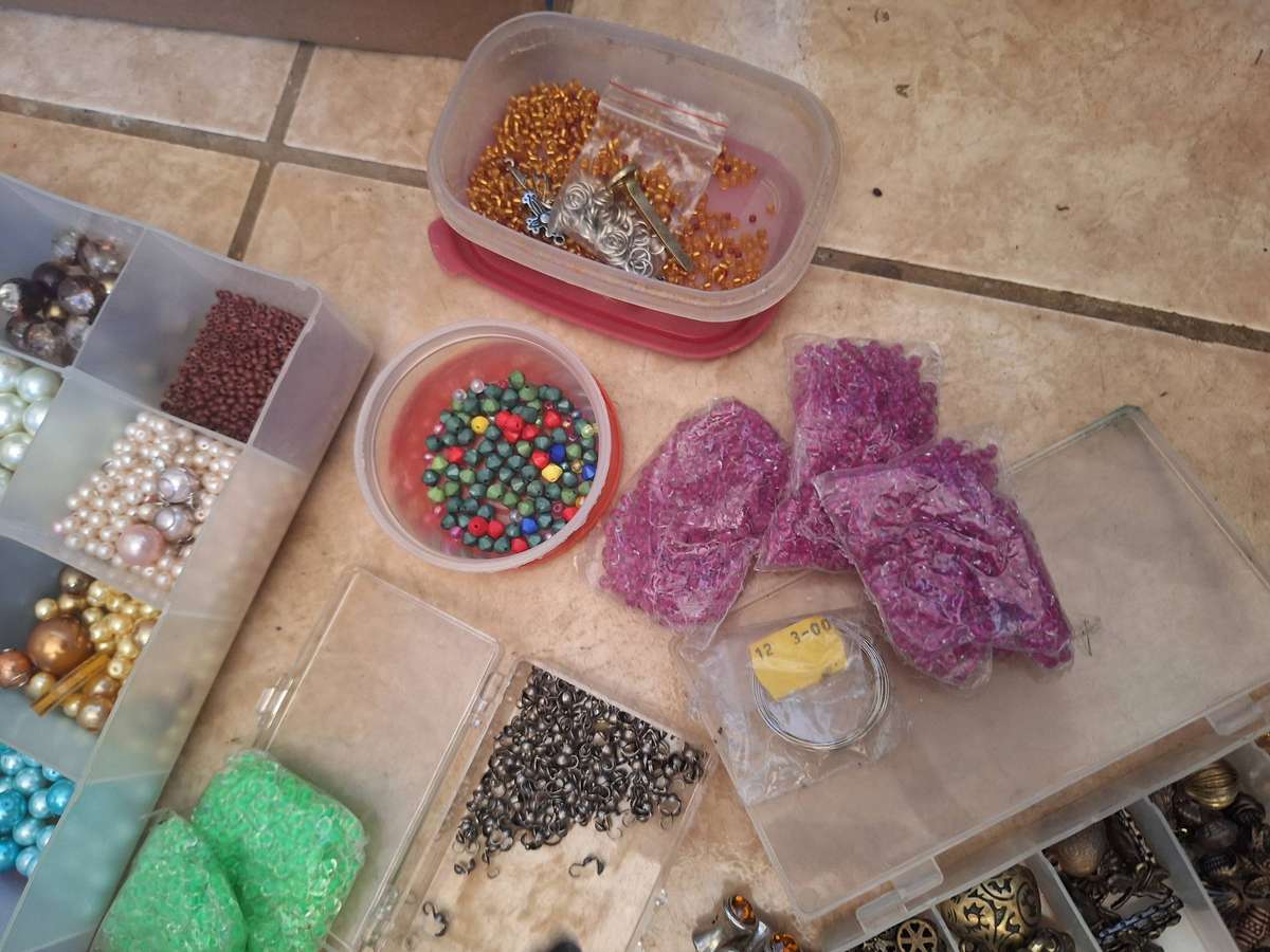 Lot of jewelery making items.