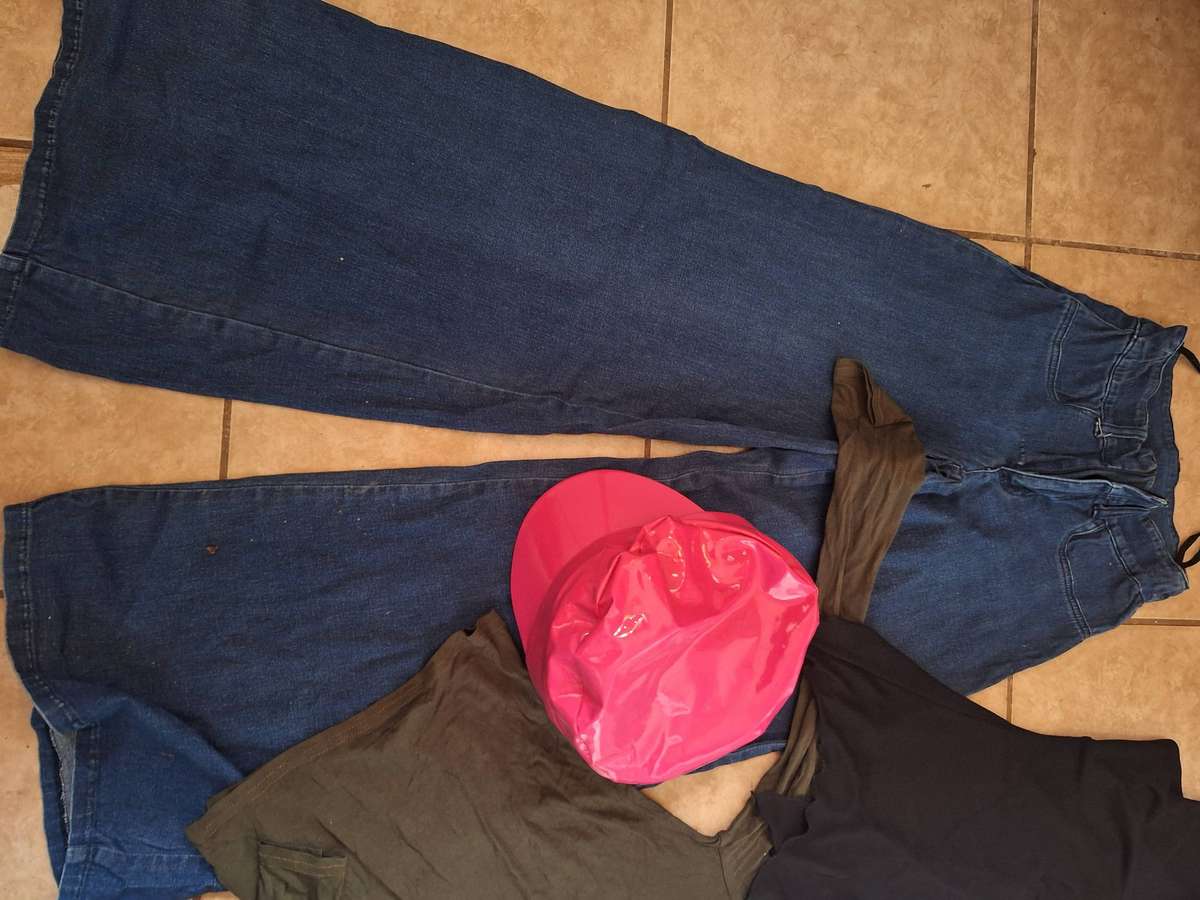 Ladies Combo 4 Piece. Size Small