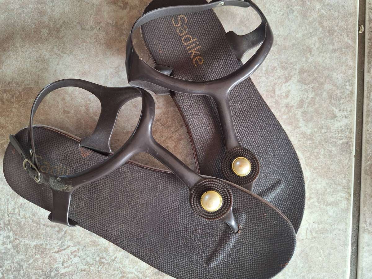 Last Pair Left. Size 6