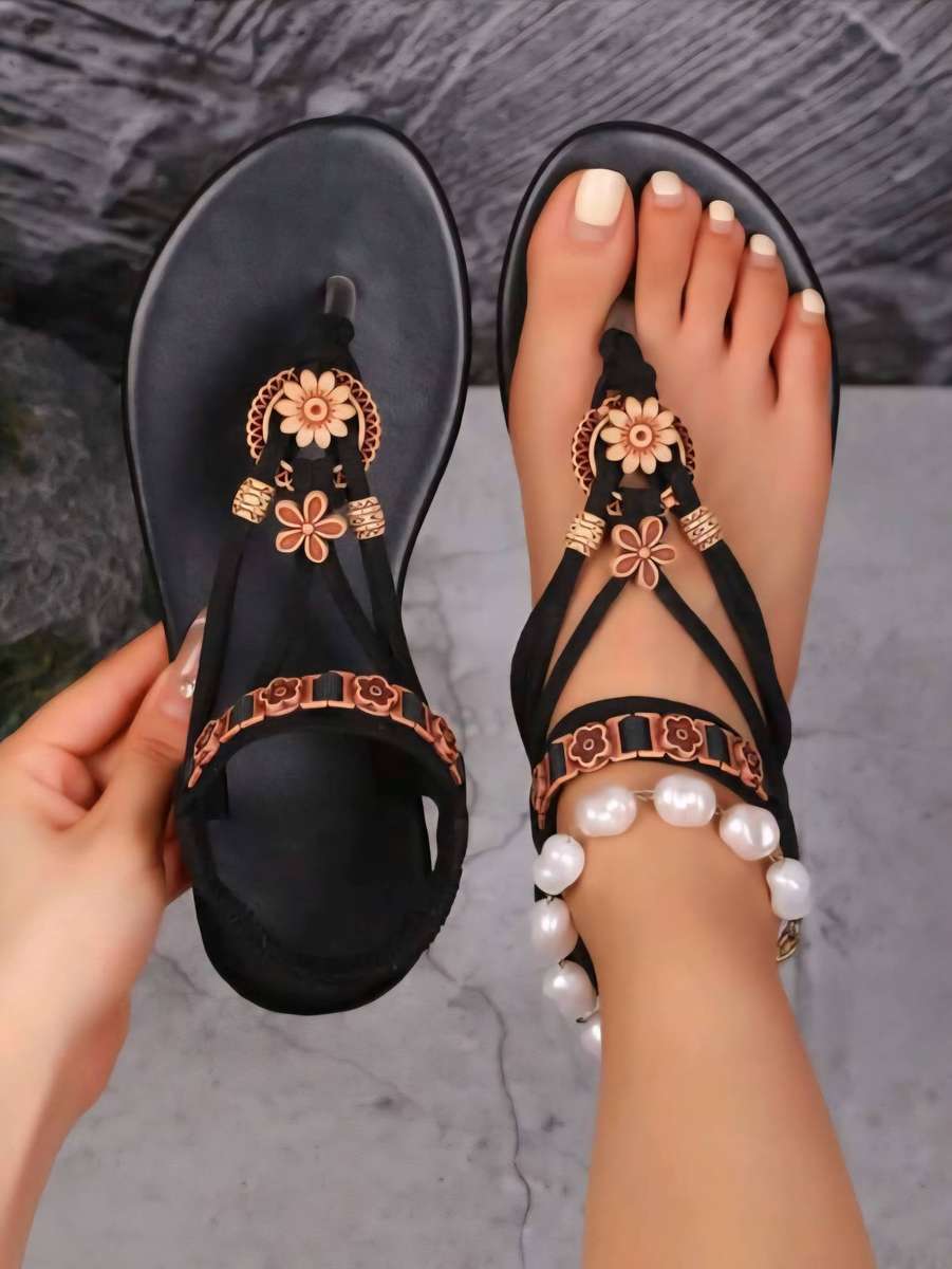 Beautiful Ladies Sandals - Black with decal