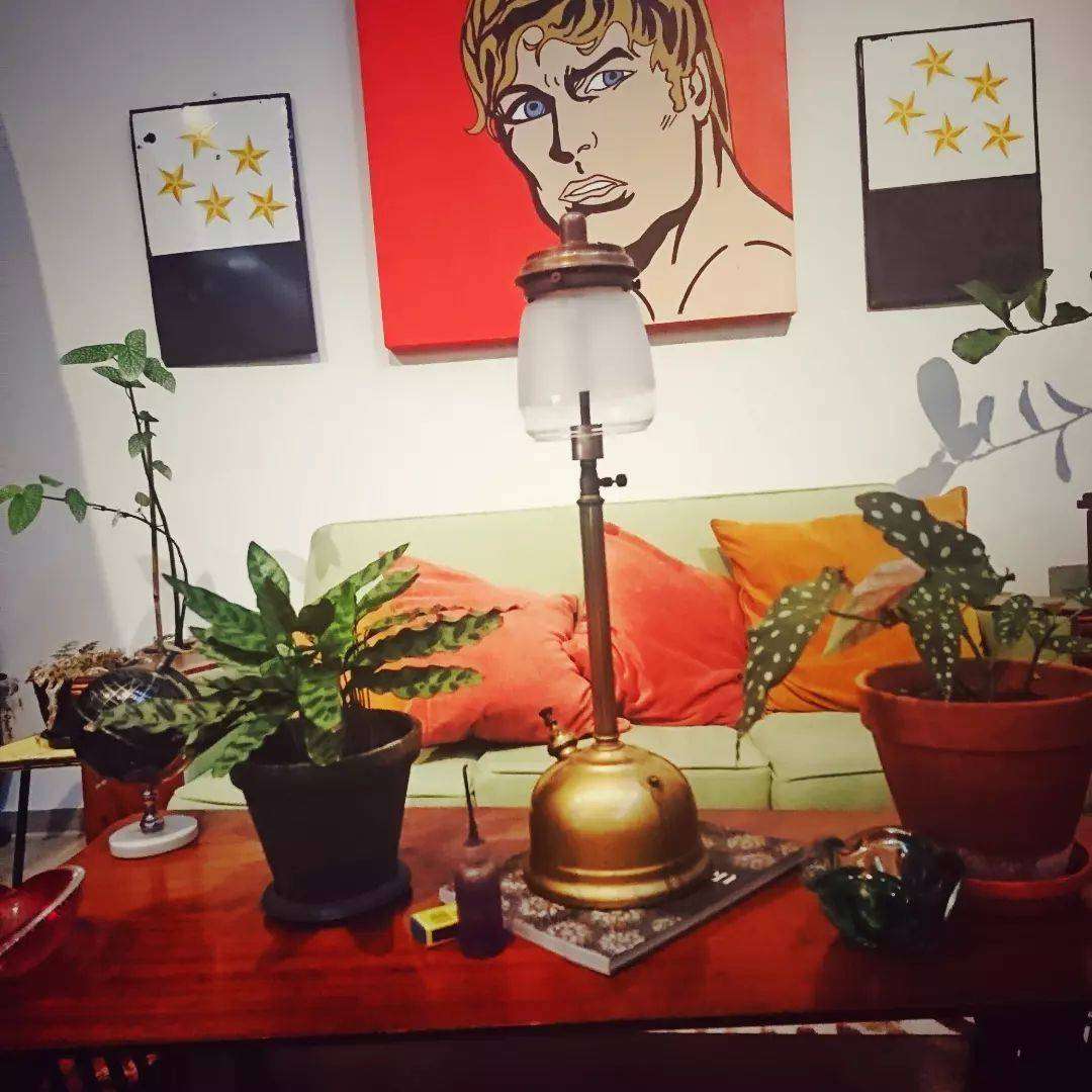 Classic Tilley Table Lamp