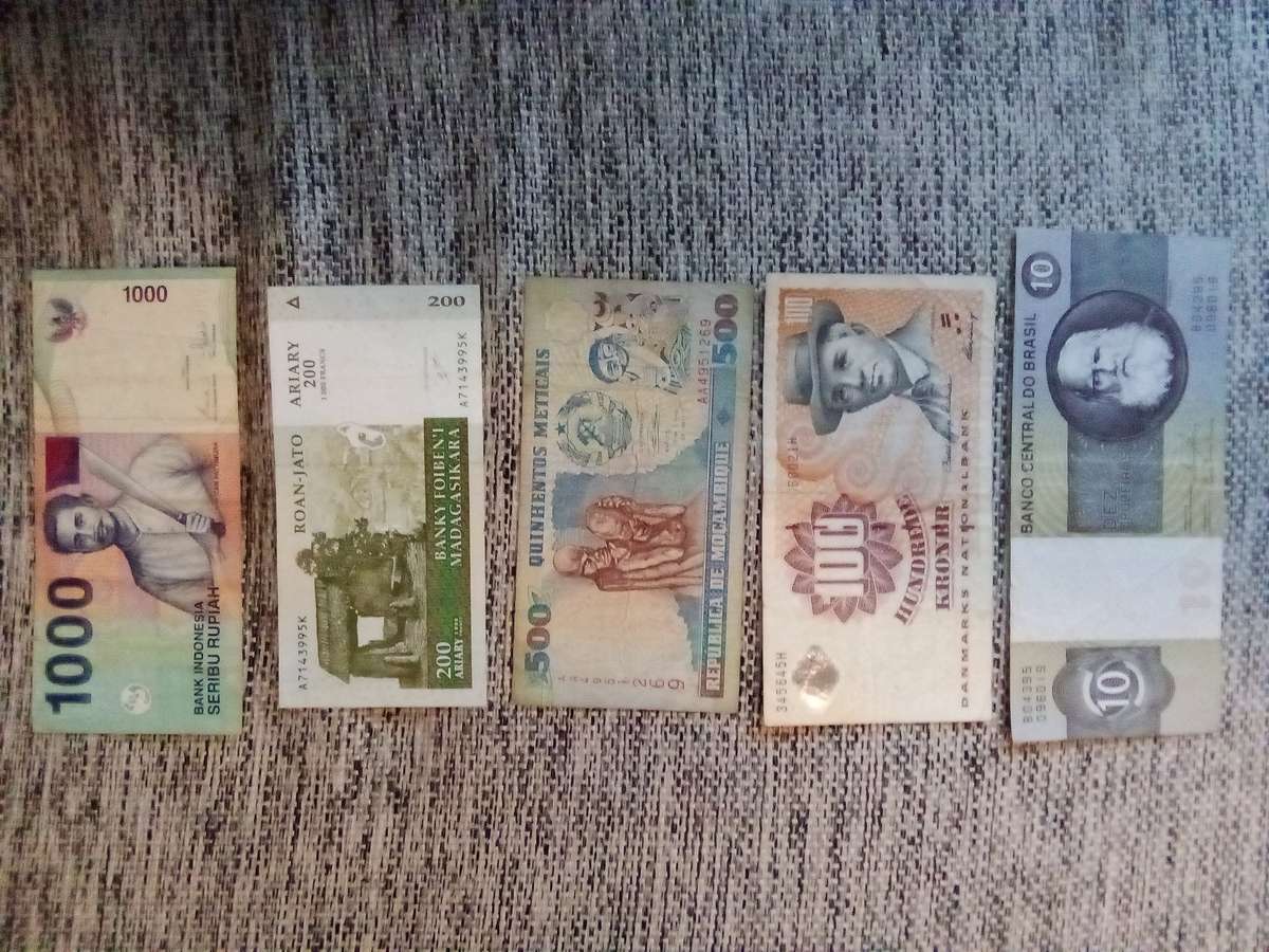 Bank notes Lot2