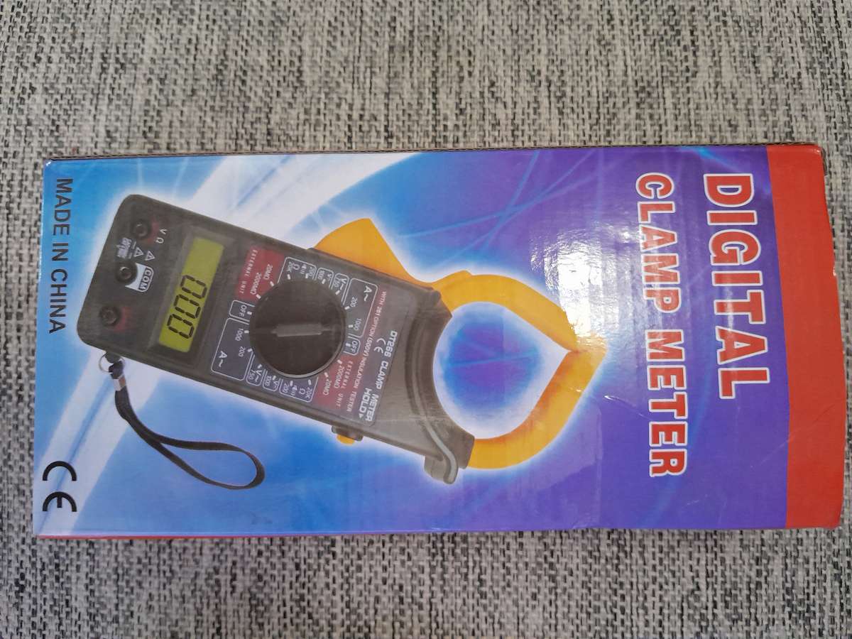 DIGITAL CLAMP METER