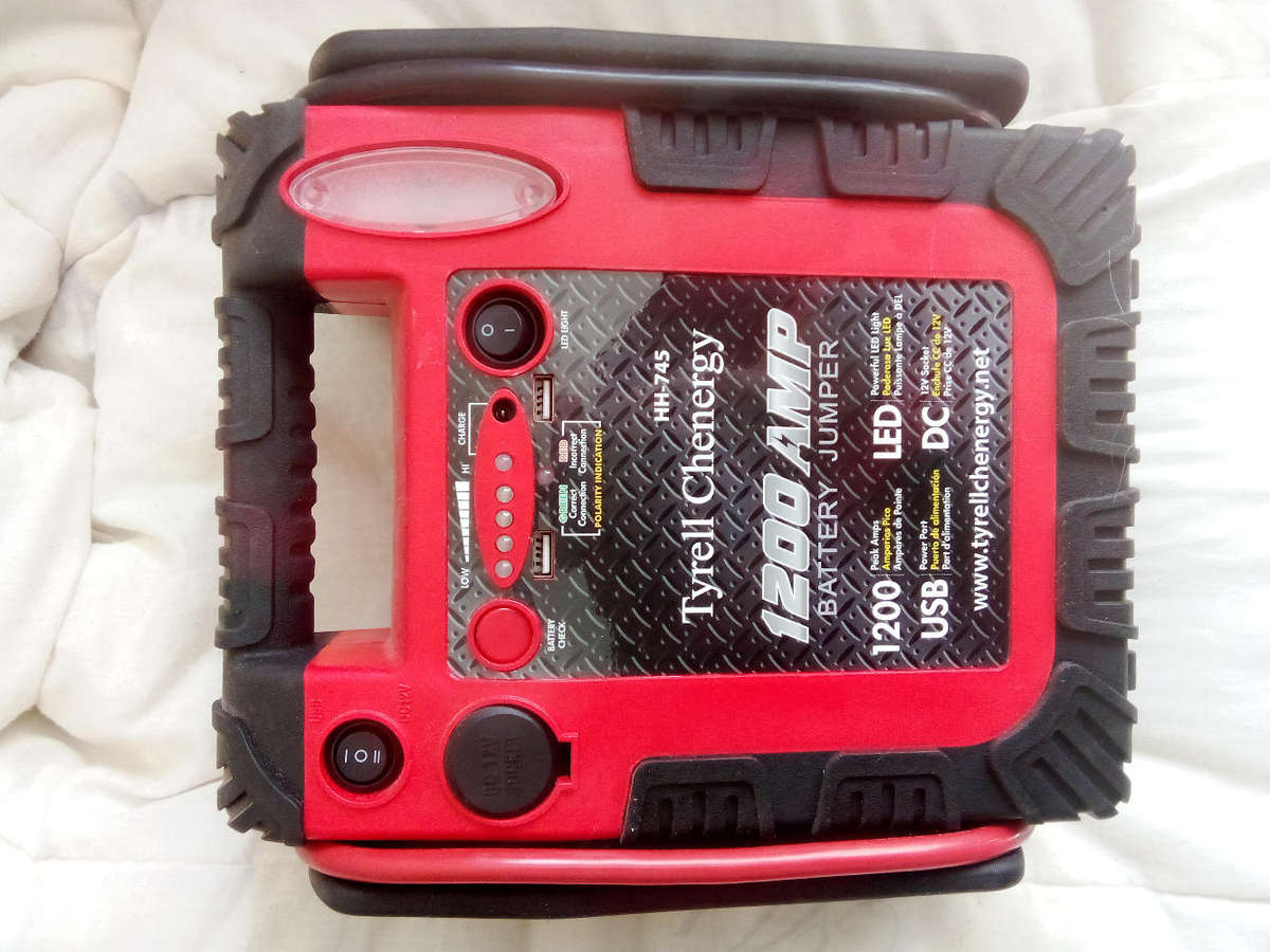 12V Emergency Jump Starter