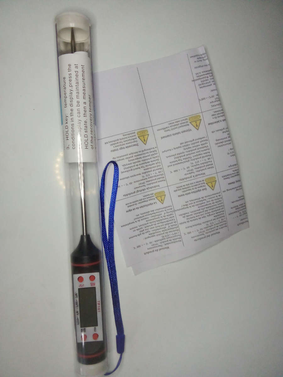 Digital meat thermometer