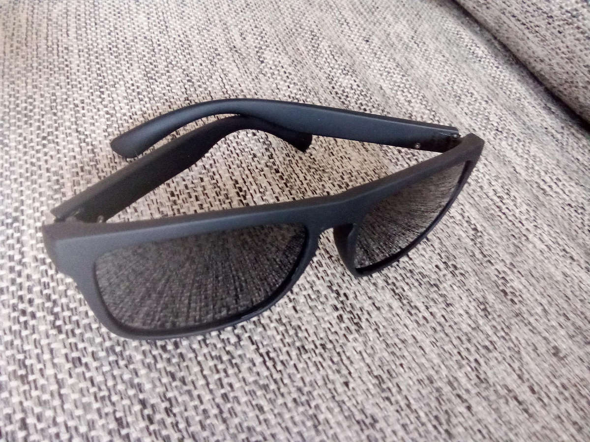 Sun glasses black