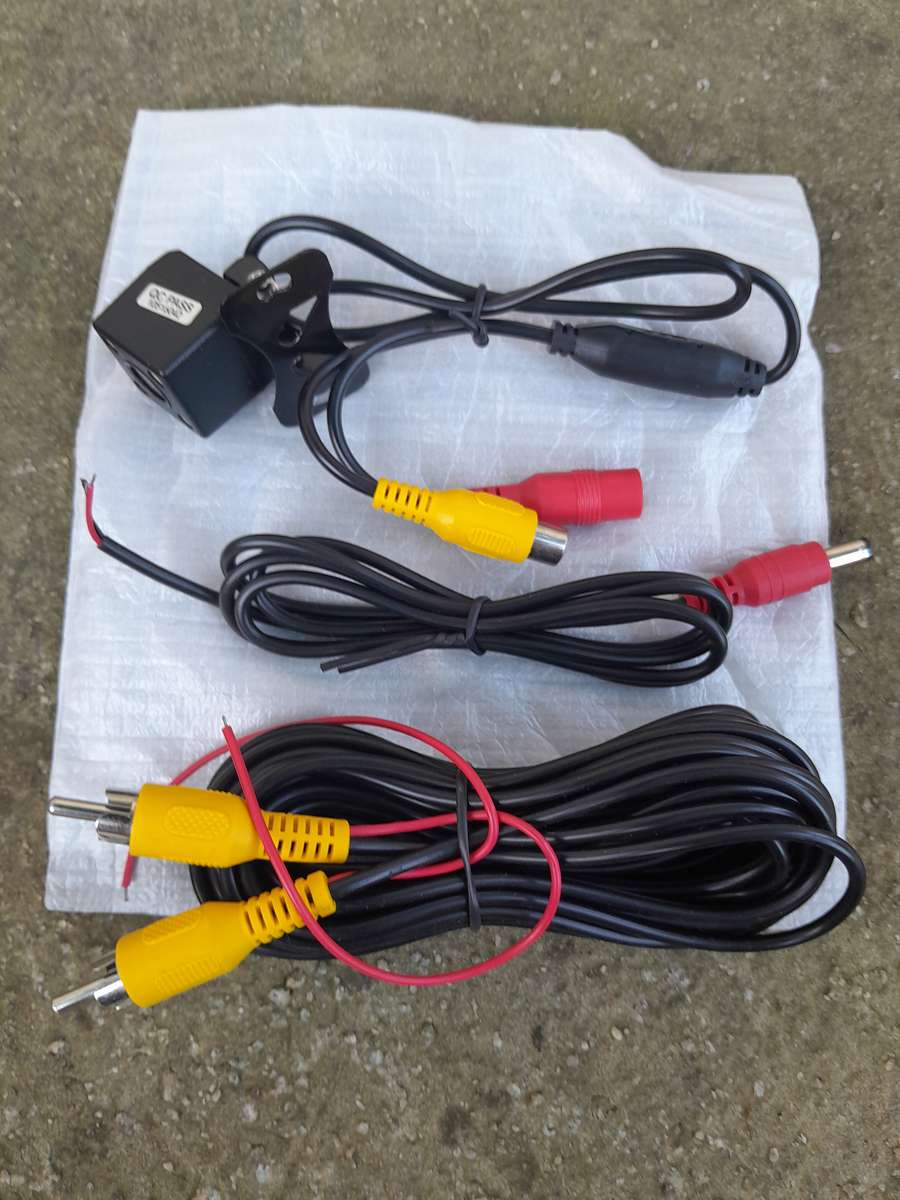 Vehicle rear veiw camera