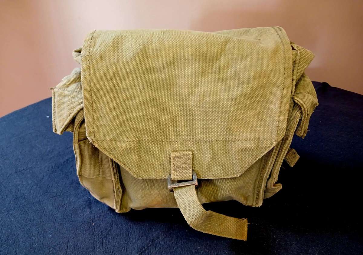 Vintage SADF Patrol Radio Pack 1970's, Pattern 73 webbing