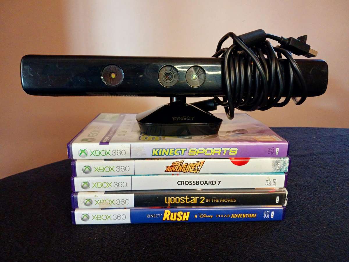 Kinect Sensor + FIVE games bundle (XBOX360)