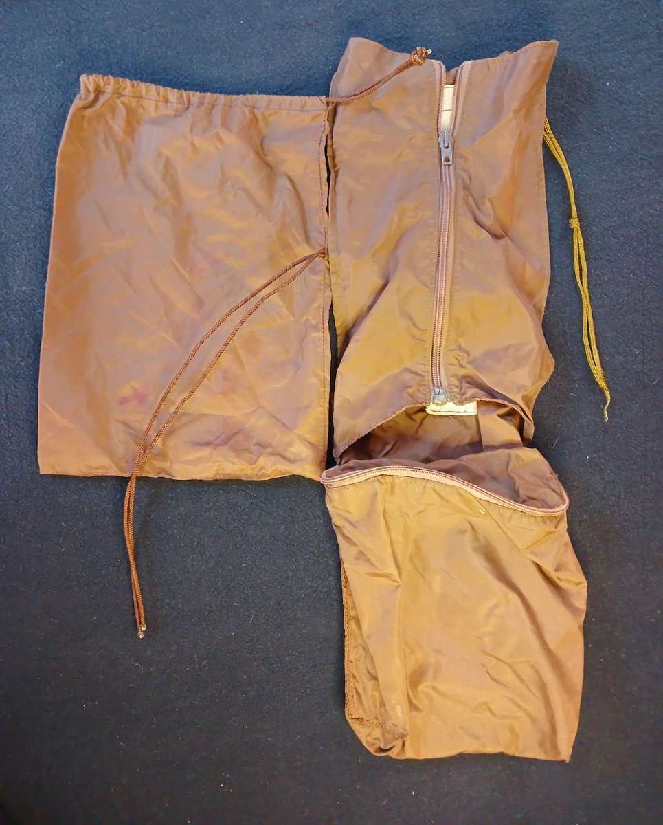 SADF toiletry bag set