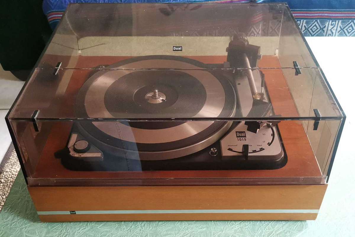 Rare DUAL 1019 Turntable