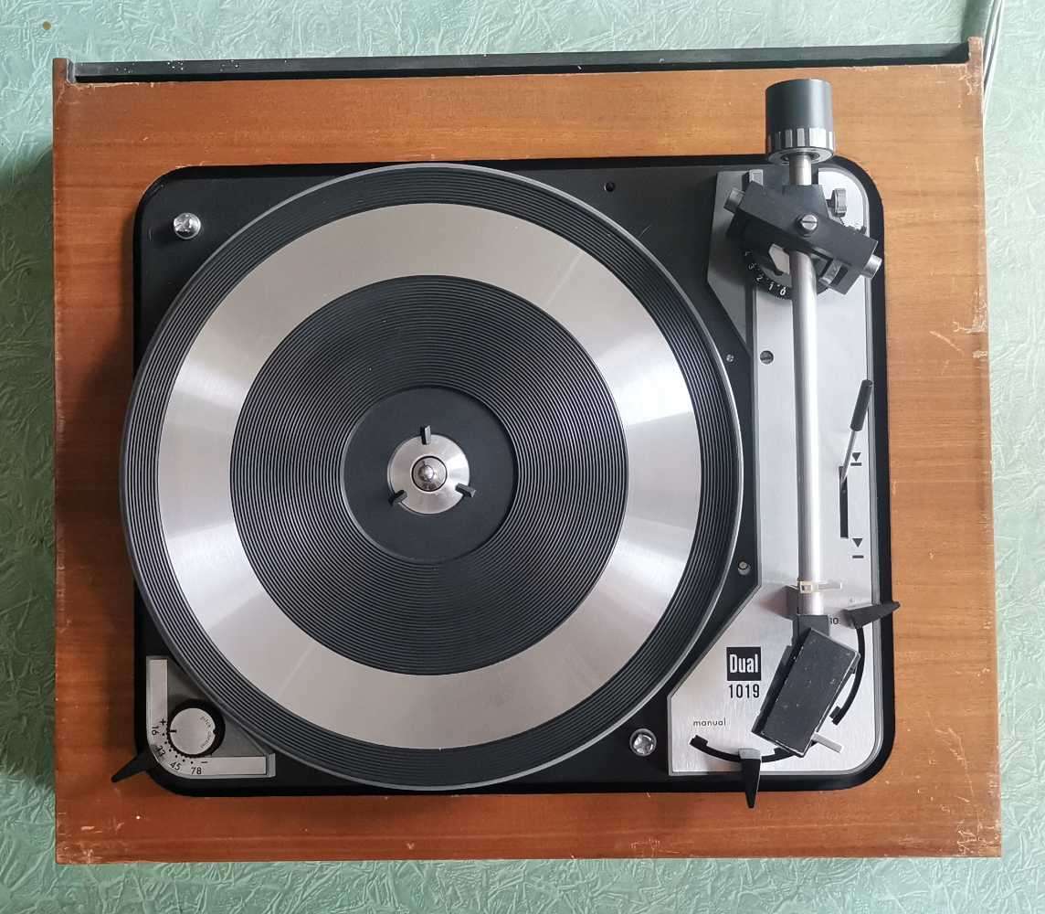 Rare DUAL 1019 Turntable