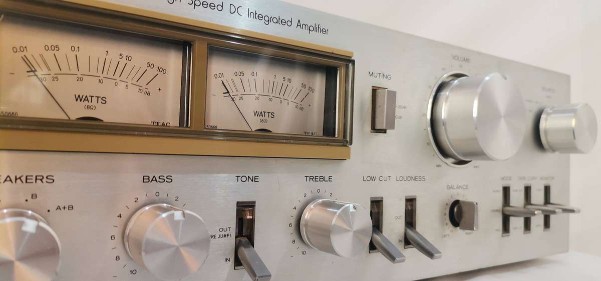 TEAC BX-500 High Speed Integrated Amplifier