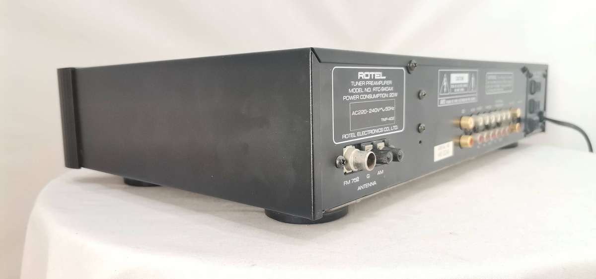 Rotel RTC-940AX Stereo Control Amplifier (Pre-Amp / Tuner)