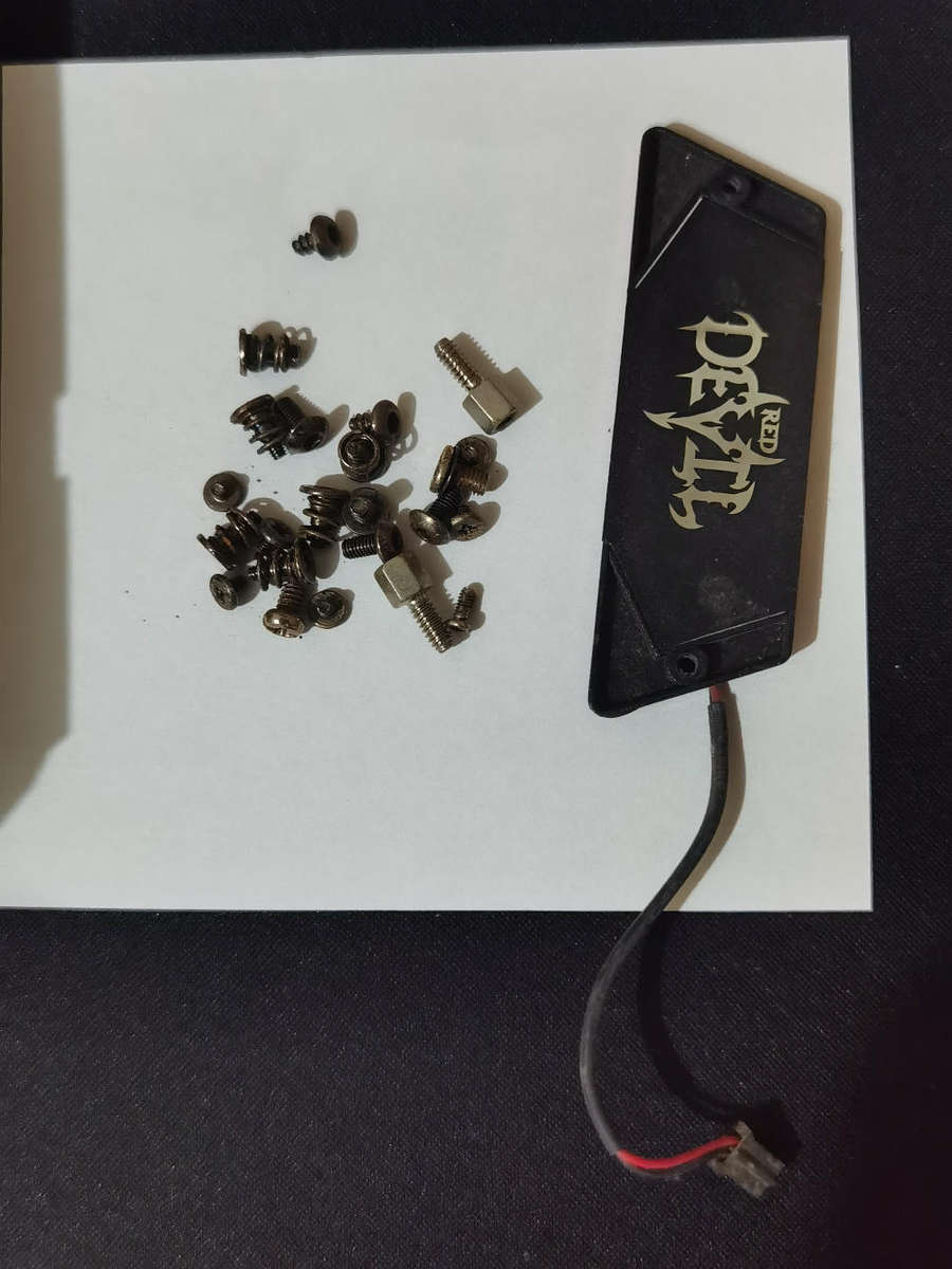 DEAD AMD RX580 8GB GRAPHICS CARD - POWERCOLOR RED DEVIL