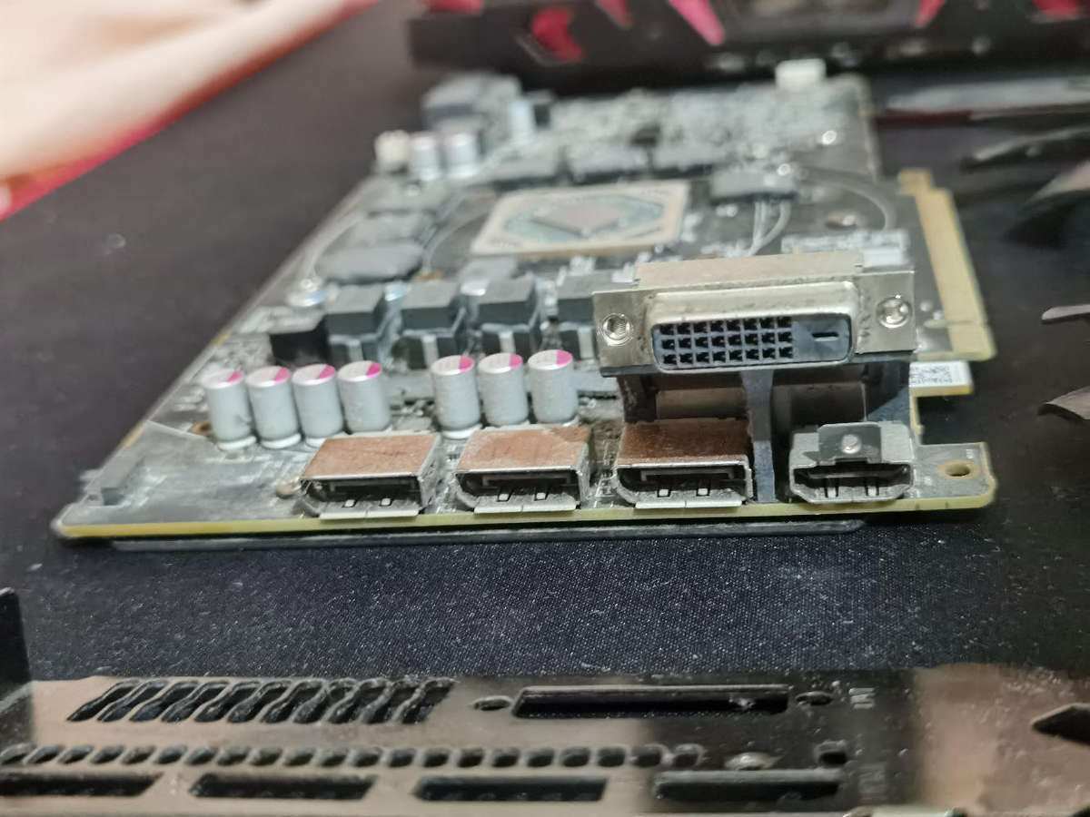 DEAD AMD RX580 8GB GRAPHICS CARD - POWERCOLOR RED DEVIL