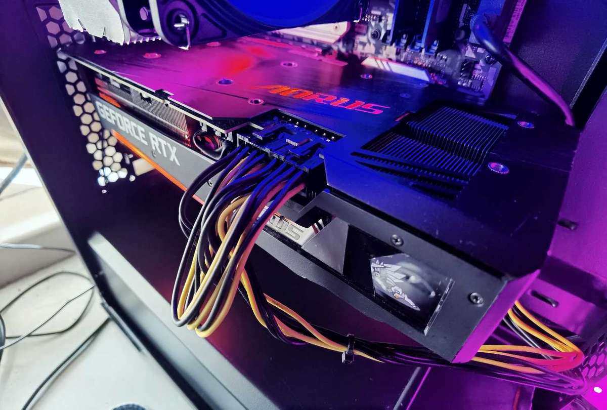 NVIDIA RTX 3070 8GB - GIGABYTE AORUS