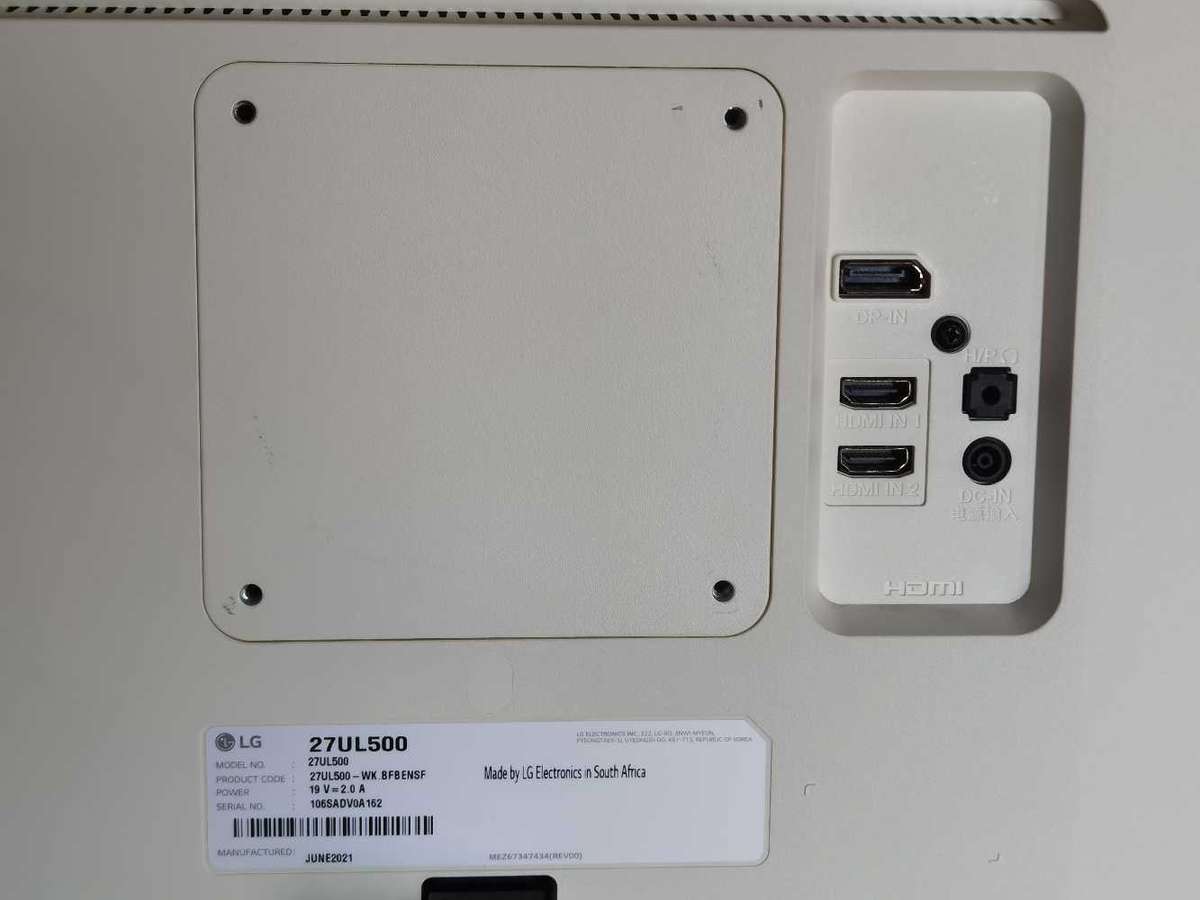 LG 4K 2160P 27" Monitor - 27UL500