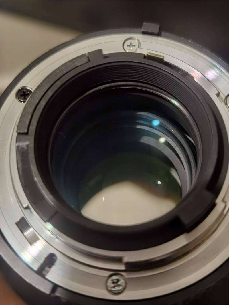 Nikon Nikkor 105mm F2.8D AF Micro lens