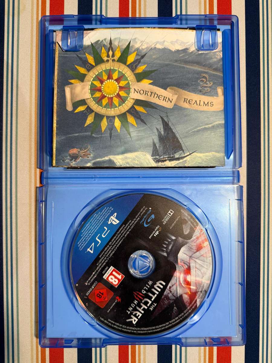 GTA V + FIFA 20 + The Witcher 3 (PS4 Bundle) Good Condition