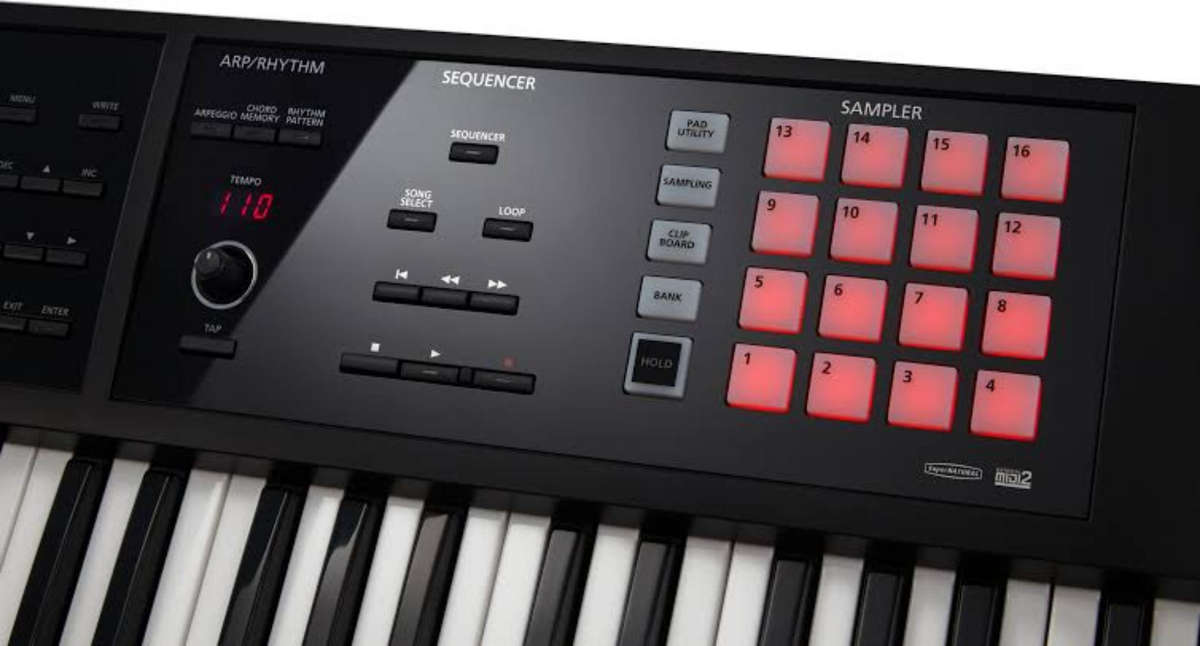 Roland fa 07