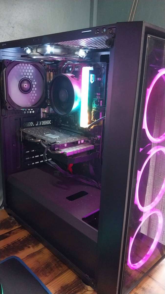 Gaming PC: AMD Ryzen 5 5500 - Your All-In-One Powerhouse!