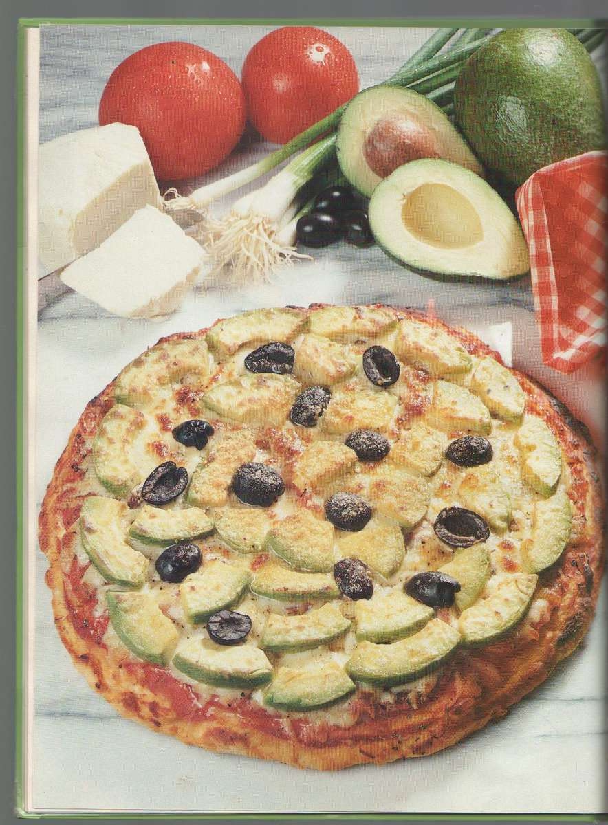 DIE SUID-AFRIKAANSE AVOKADO RESEPTEBOEK - ERIC BOLSMANN (1 STE DRUK 1990)