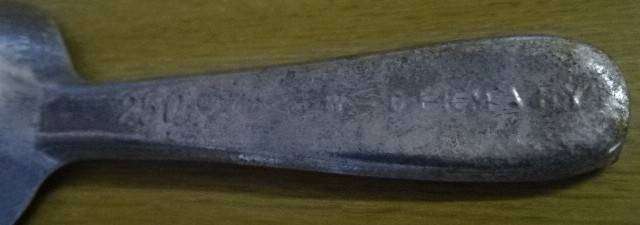 A VINTAGE ALUMINIUM SCOOP/ SCUTTLE/ SHOVEL - MADE BY WAGNER WARE IN WESTERN GERMANY (250ML, MARKED)