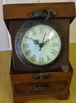 VINTAGE-STYLE WOODEN CLOCK AND TRINKET/ JEWELRY BOX