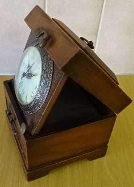 VINTAGE-STYLE WOODEN CLOCK AND TRINKET/ JEWELRY BOX