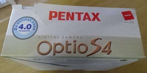 SILVER PENTAX OPTIO S4 DIGITAL CAMERA IN ORIGINAL BOX