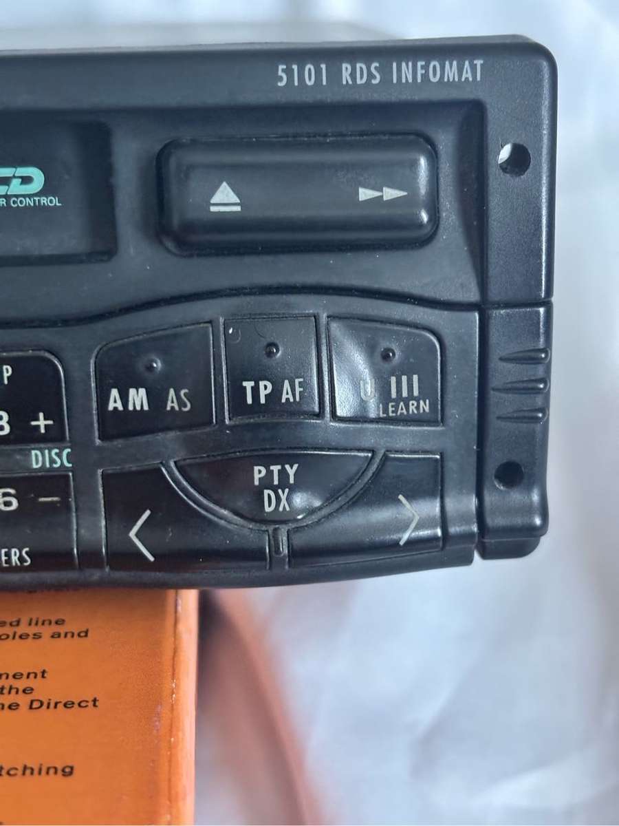 Grundig 5101 RDS Infomat German Cars Radio Vintage