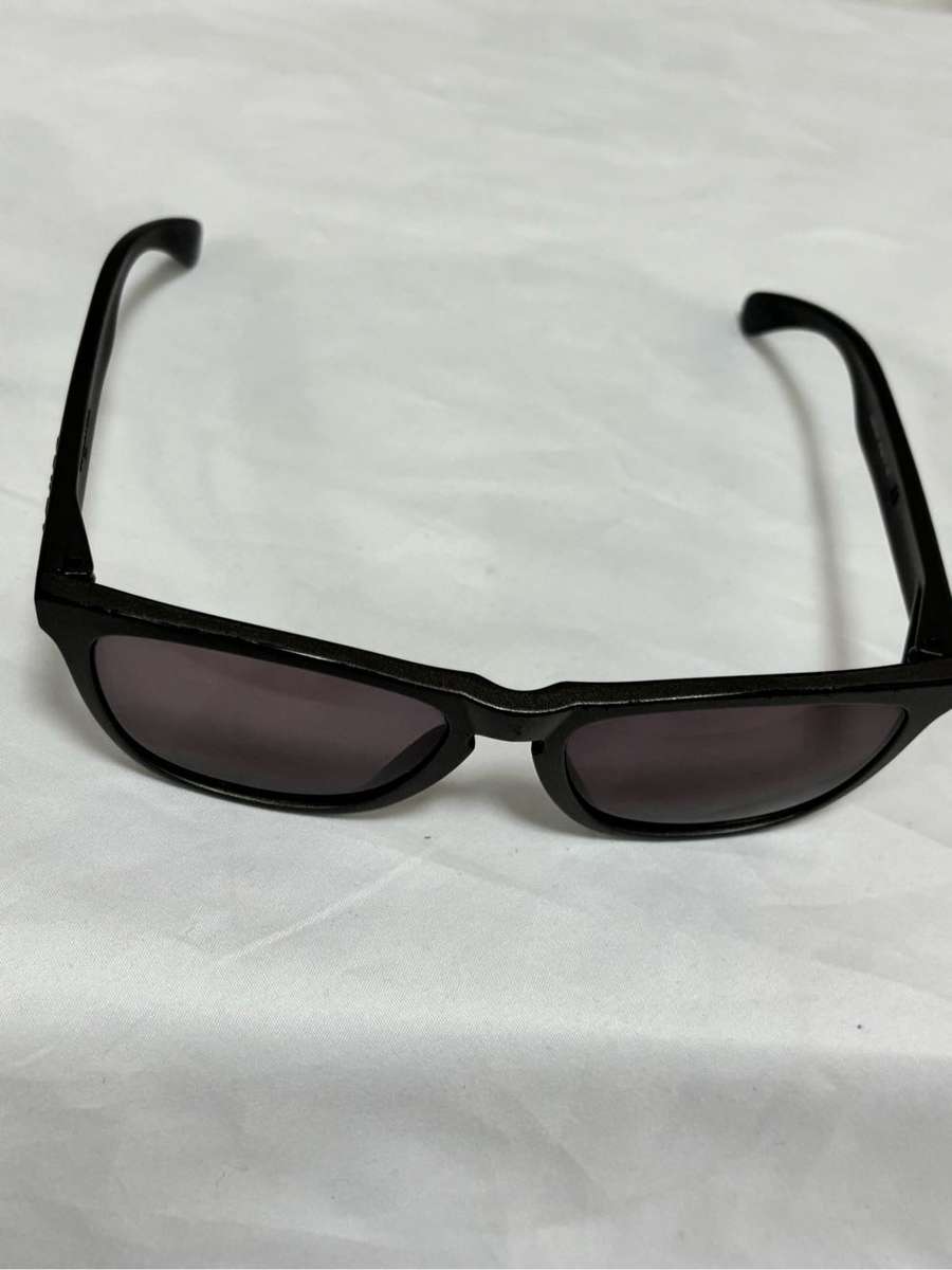 Oakley Frogskins Cat eye Sunglasses markings end of arms