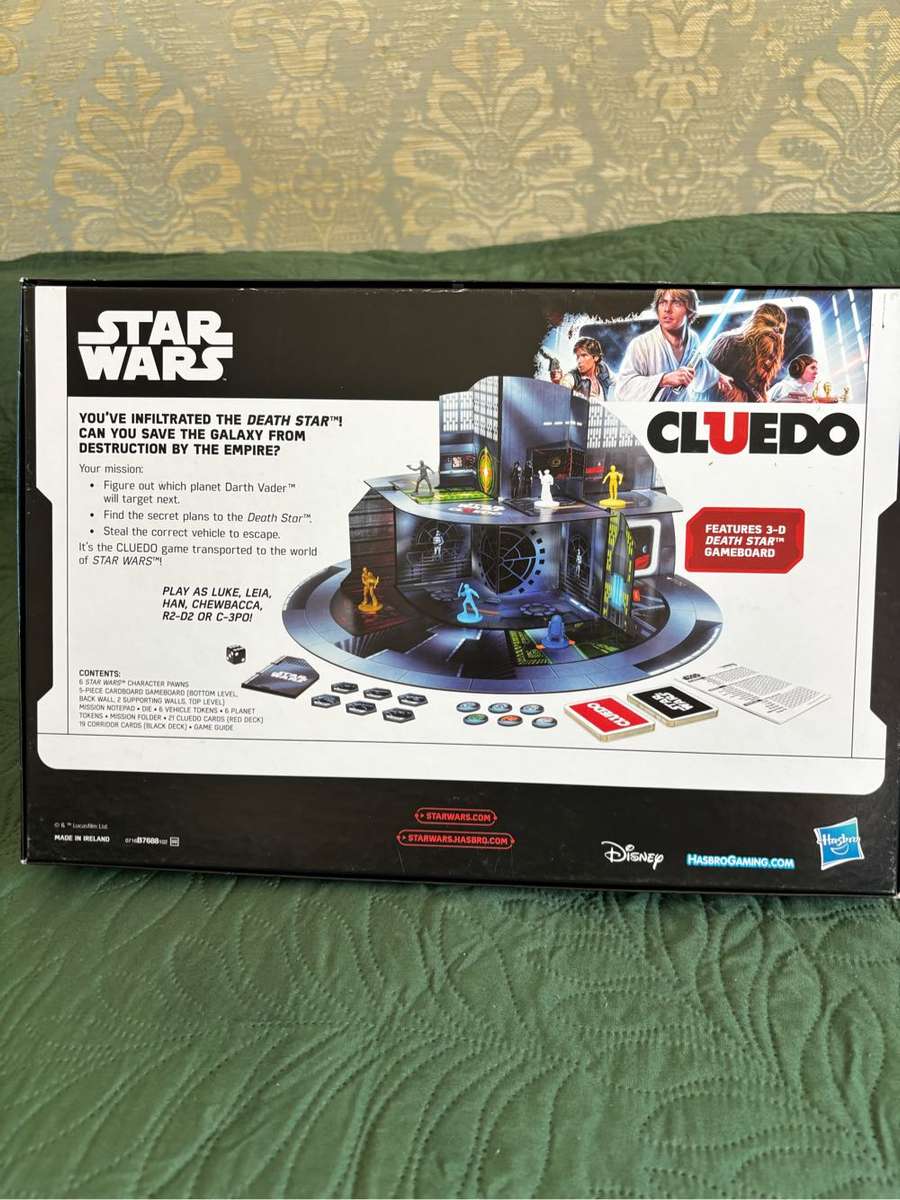 Star Wars Cluedo Board Game 3-6 Players Ages 8+ Free 100 Piece Puzzle