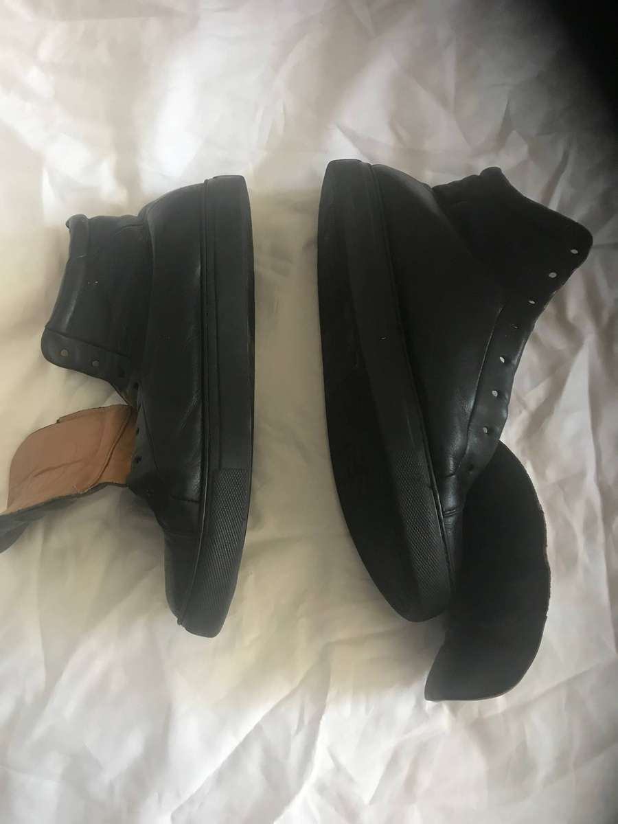 Fabiani boot Size 9 black