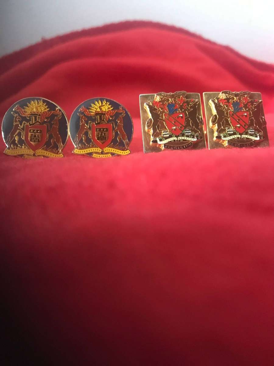 Cufflinks x 2 pairs