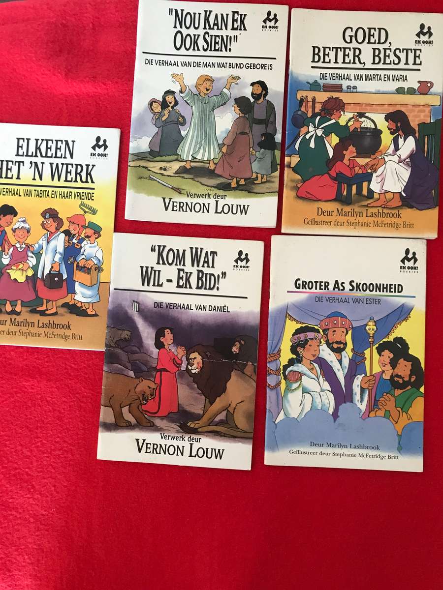 Lot 6 : 5 boekies (Bybel stories vir kinders) en een Die Nuwe Testament vir kinders