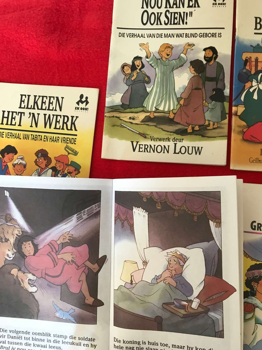 Lot 6 : 5 boekies (Bybel stories vir kinders) en een Die Nuwe Testament vir kinders