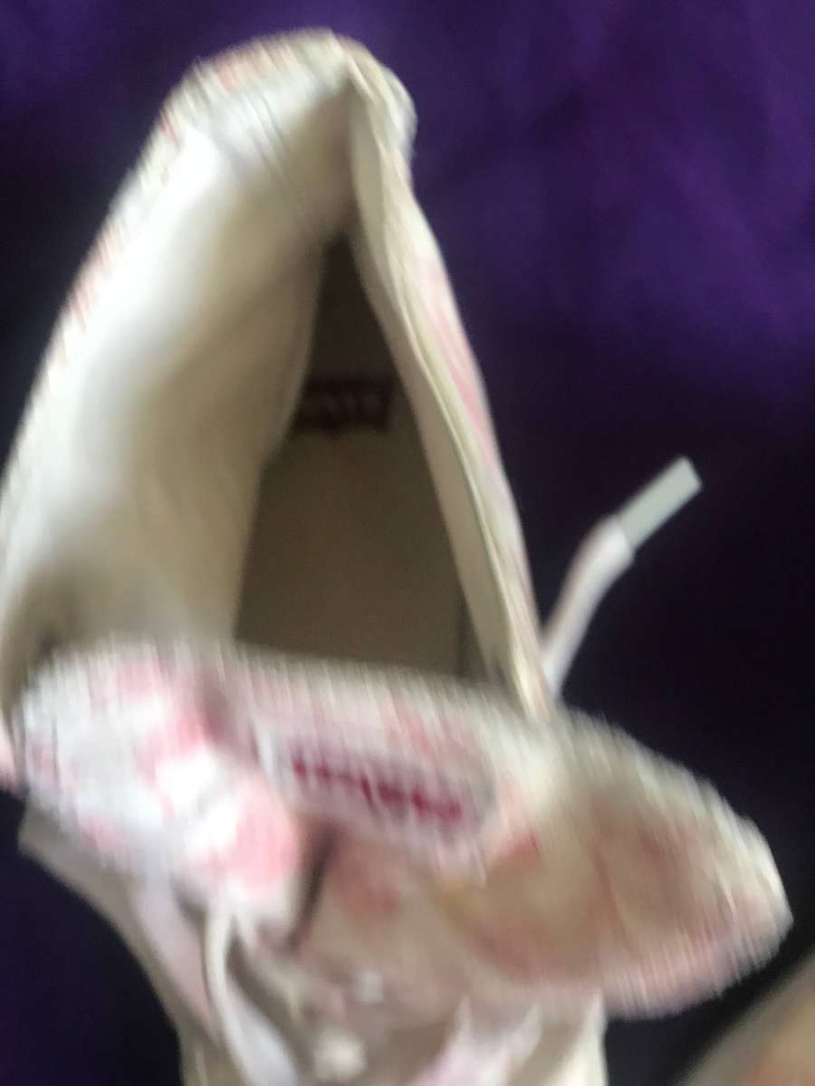 Levy pink sneakers size 7