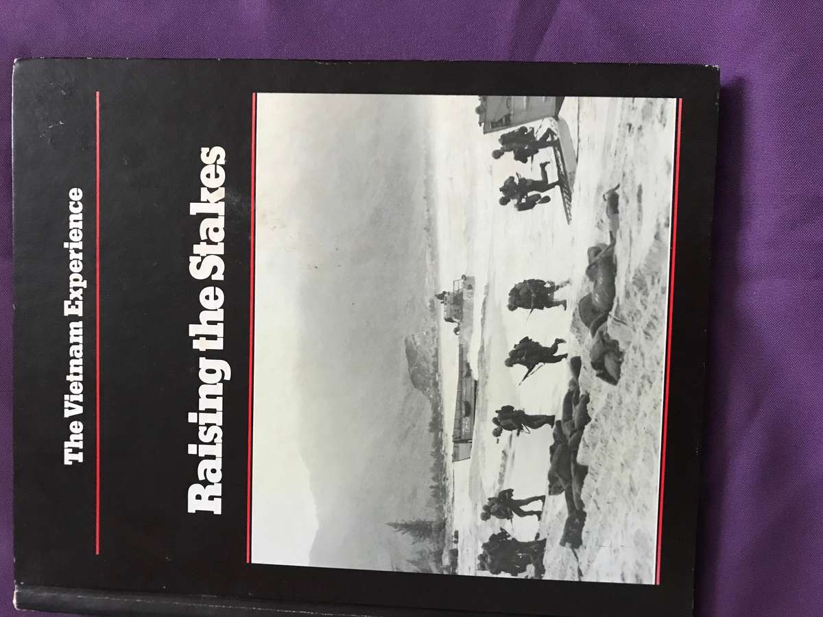 War Book Collection  x 11 books The Vietnam Experience