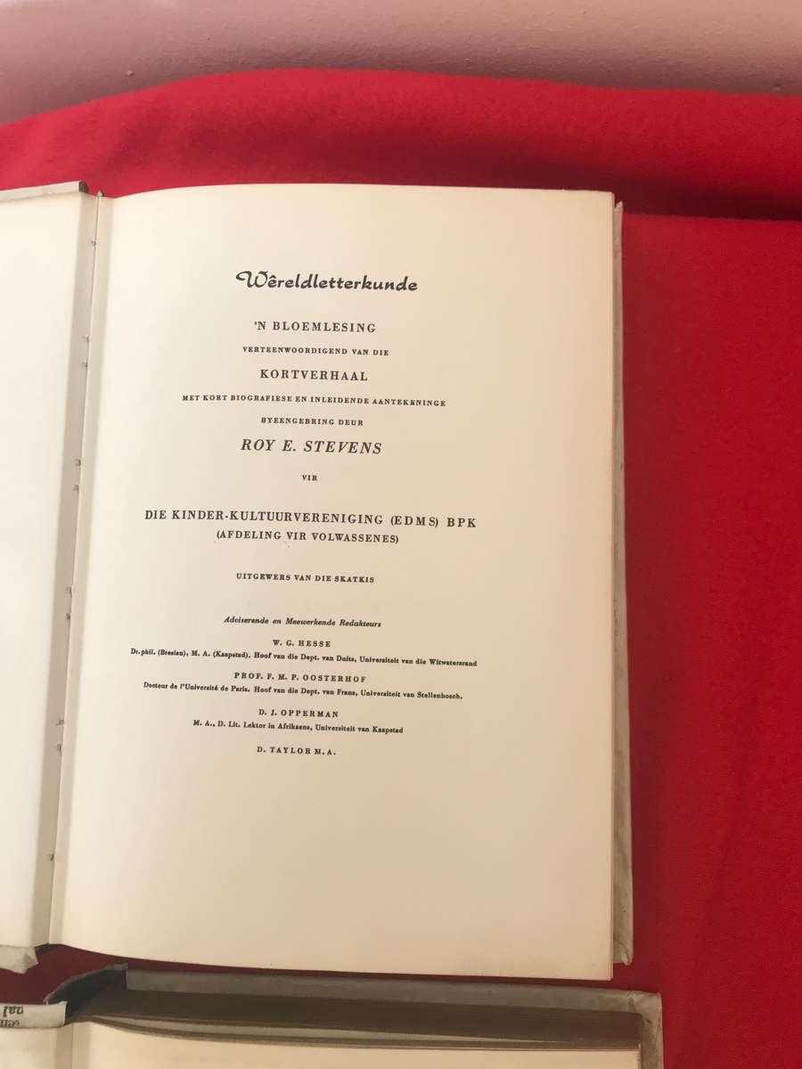 Wereld letterkunde deel 1V RUSSIES en deelV1 IERS-RENAISSANCE lot 2 books