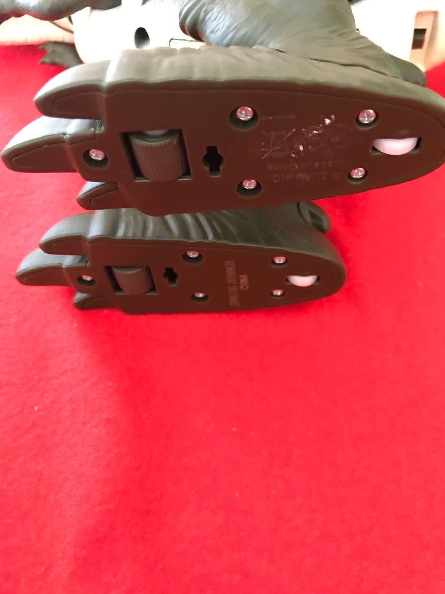 Robo Alive Walking Dinosaur T Rex Zuru Battery Powered Robotic Toy Green