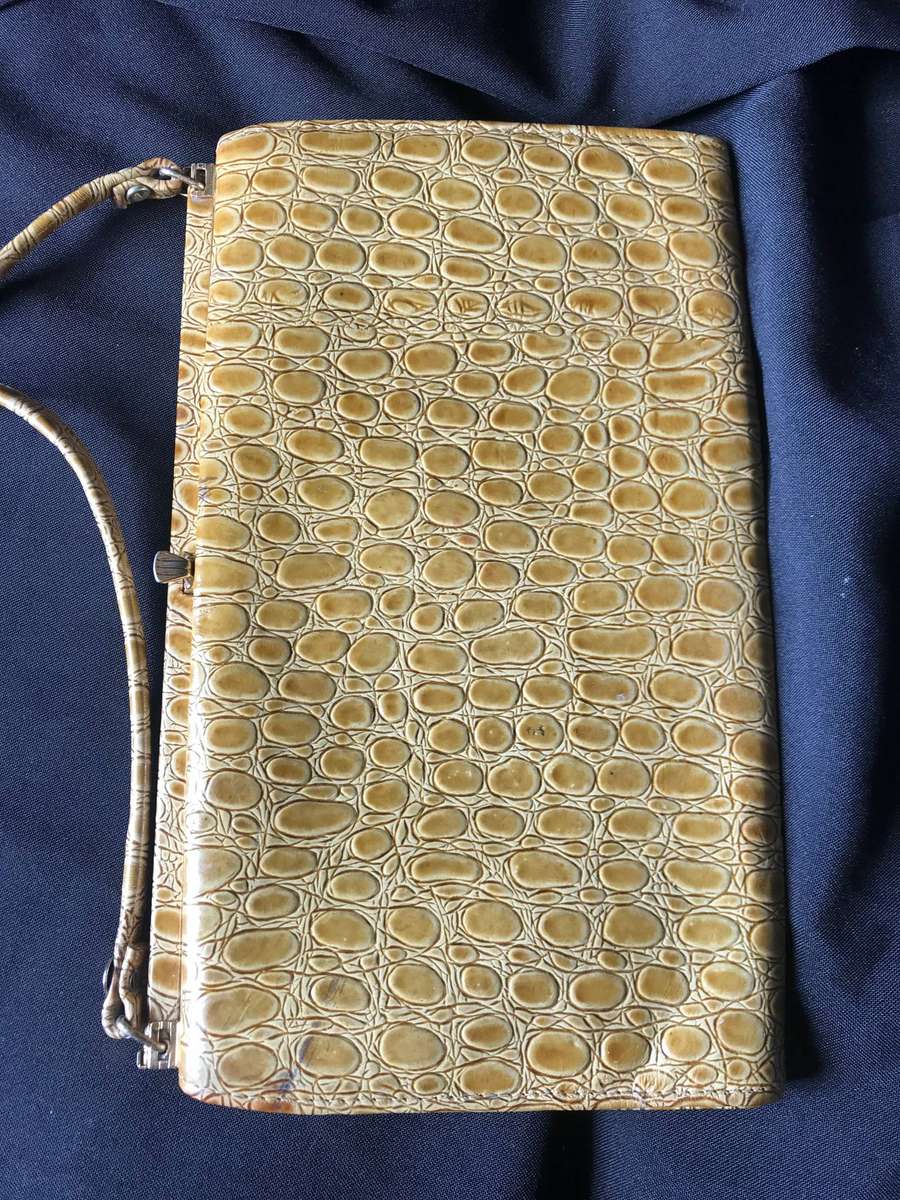 Crocodile vintage Pointer clutch bag Good condition