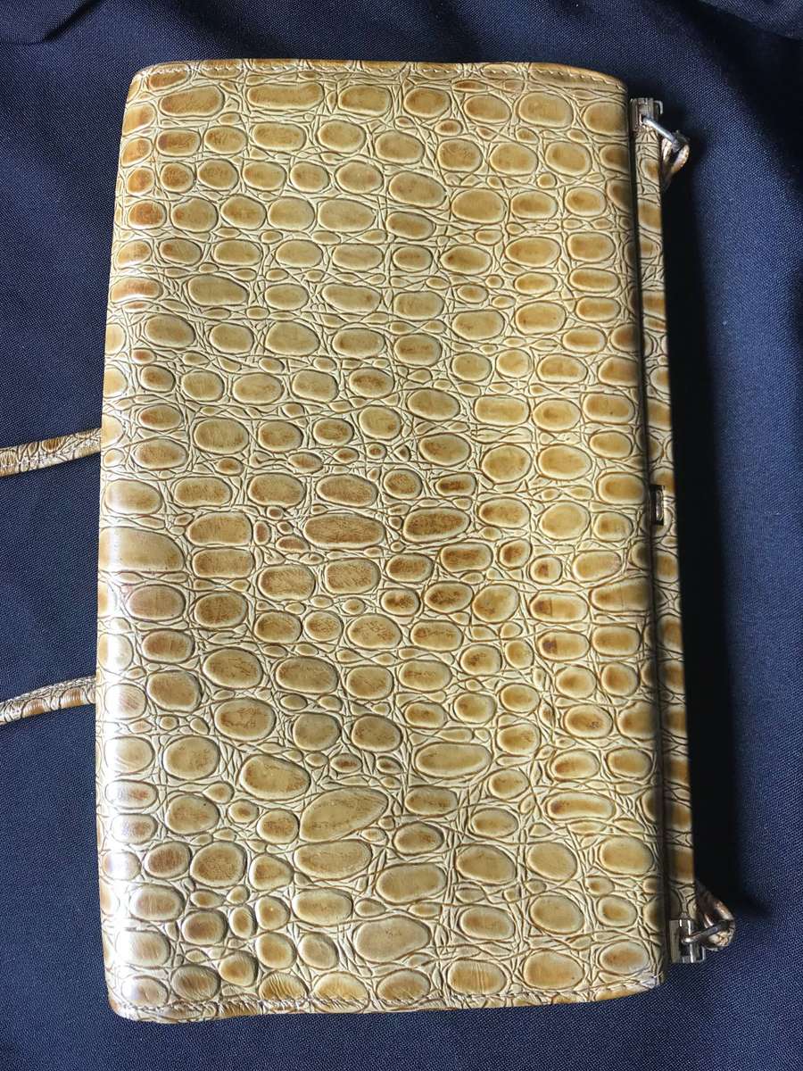 Crocodile vintage Pointer clutch bag Good condition